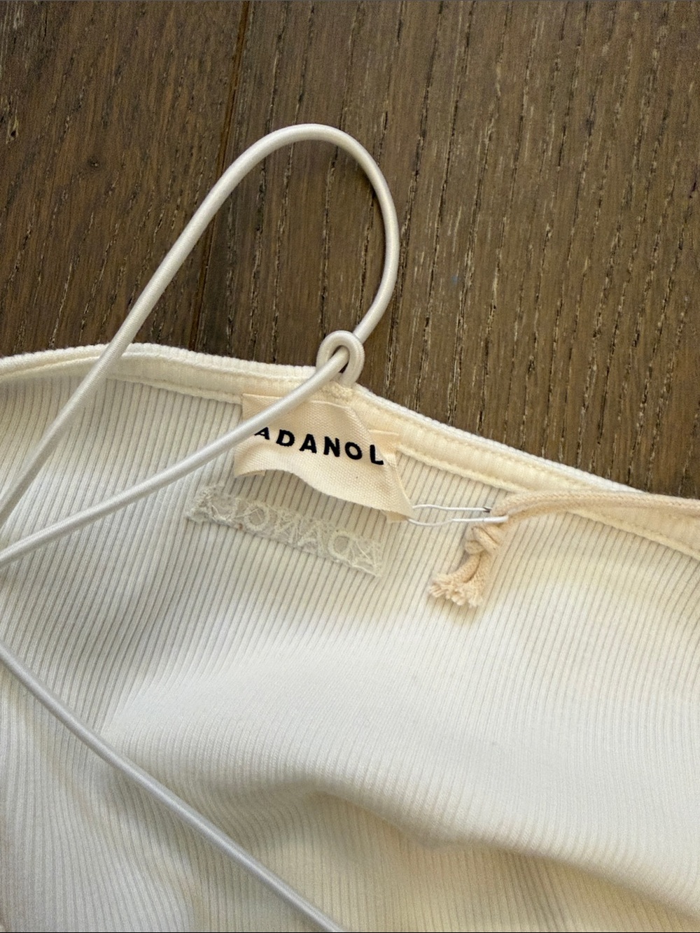 ADANOLA Toggle Back Rib Top - Picture 3 of 4